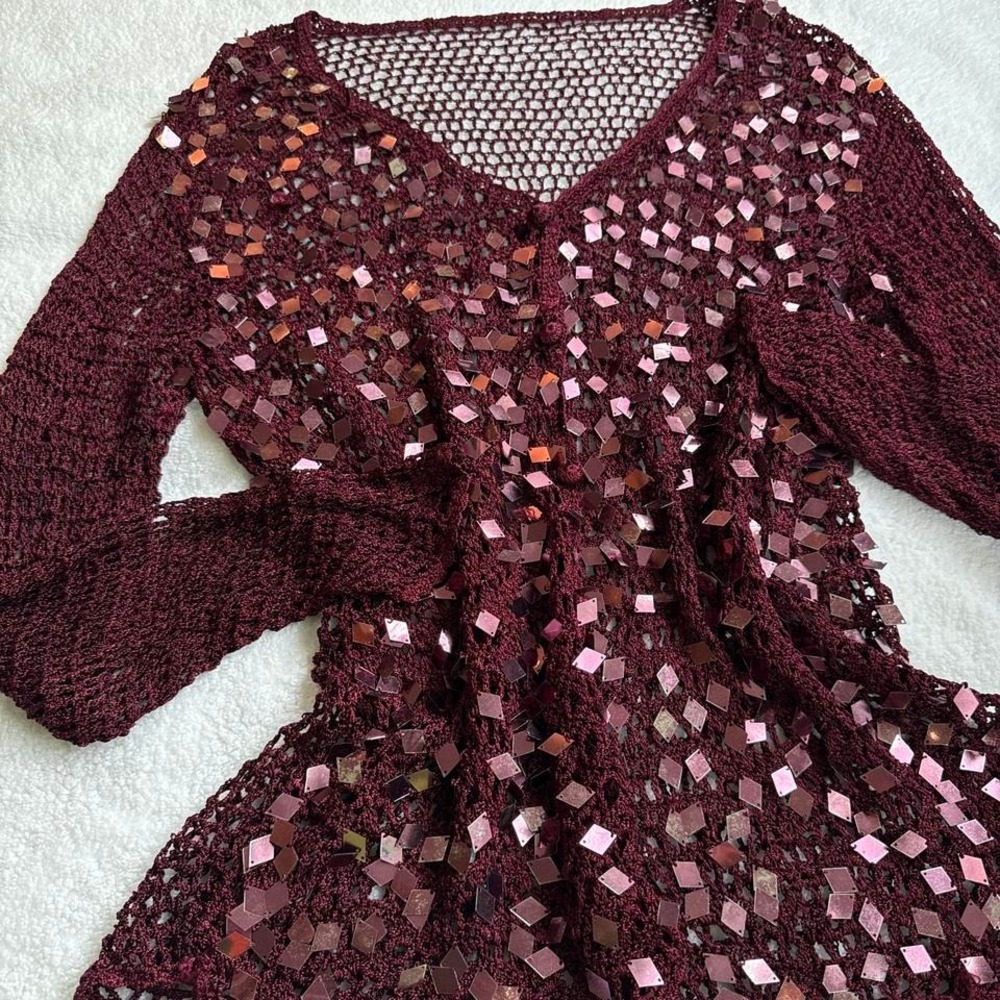 lush life summer beachy burgundy sequin crochet top - Picture 4 of 4